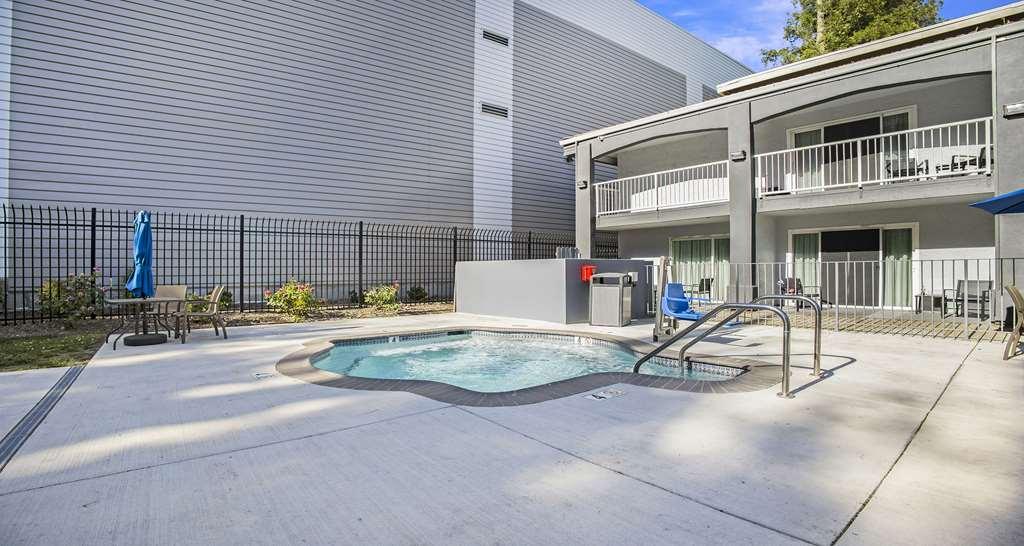 Surestay Plus Hotel By Best Western Sacramento North Facilidades foto