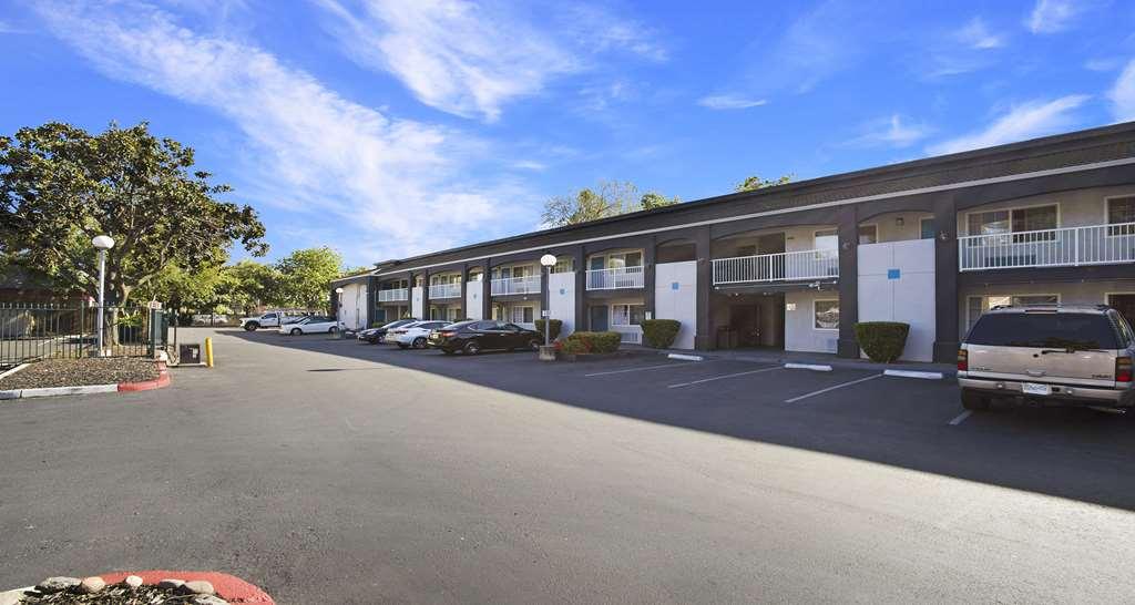 Surestay Plus Hotel By Best Western Sacramento North Exterior foto