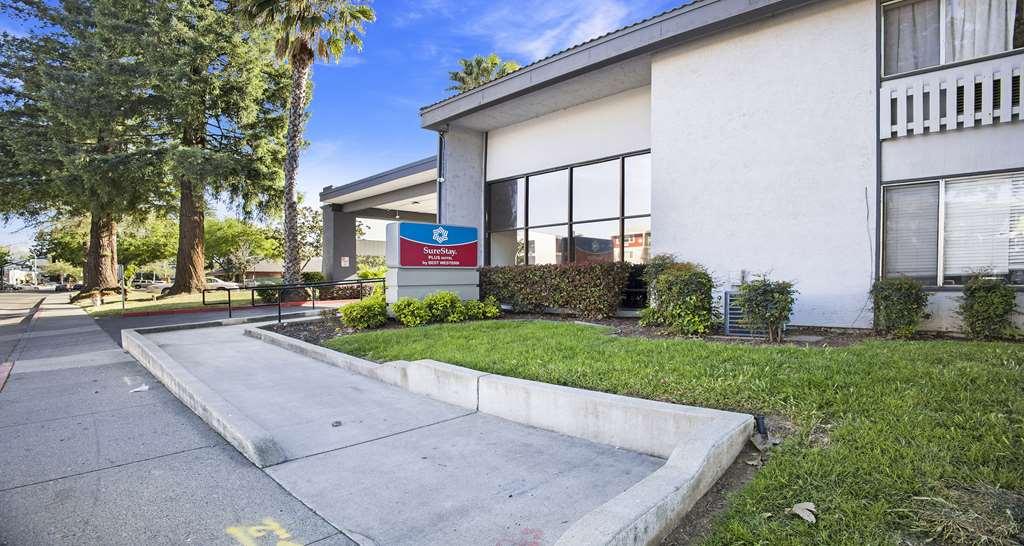Surestay Plus Hotel By Best Western Sacramento North Exterior foto