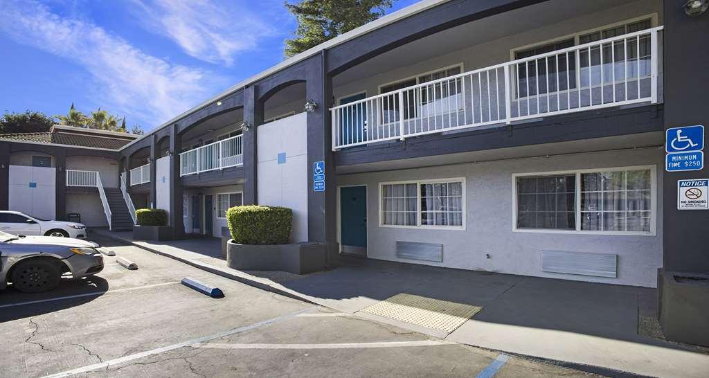 Surestay Plus Hotel By Best Western Sacramento North Exterior foto