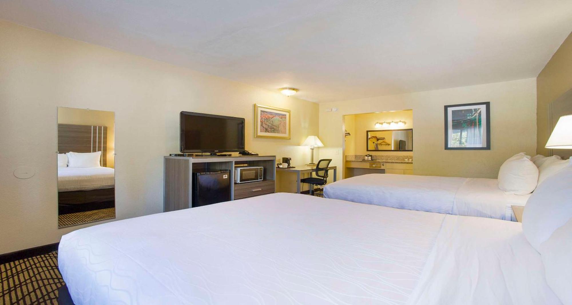 Surestay Plus Hotel By Best Western Sacramento North Exterior foto