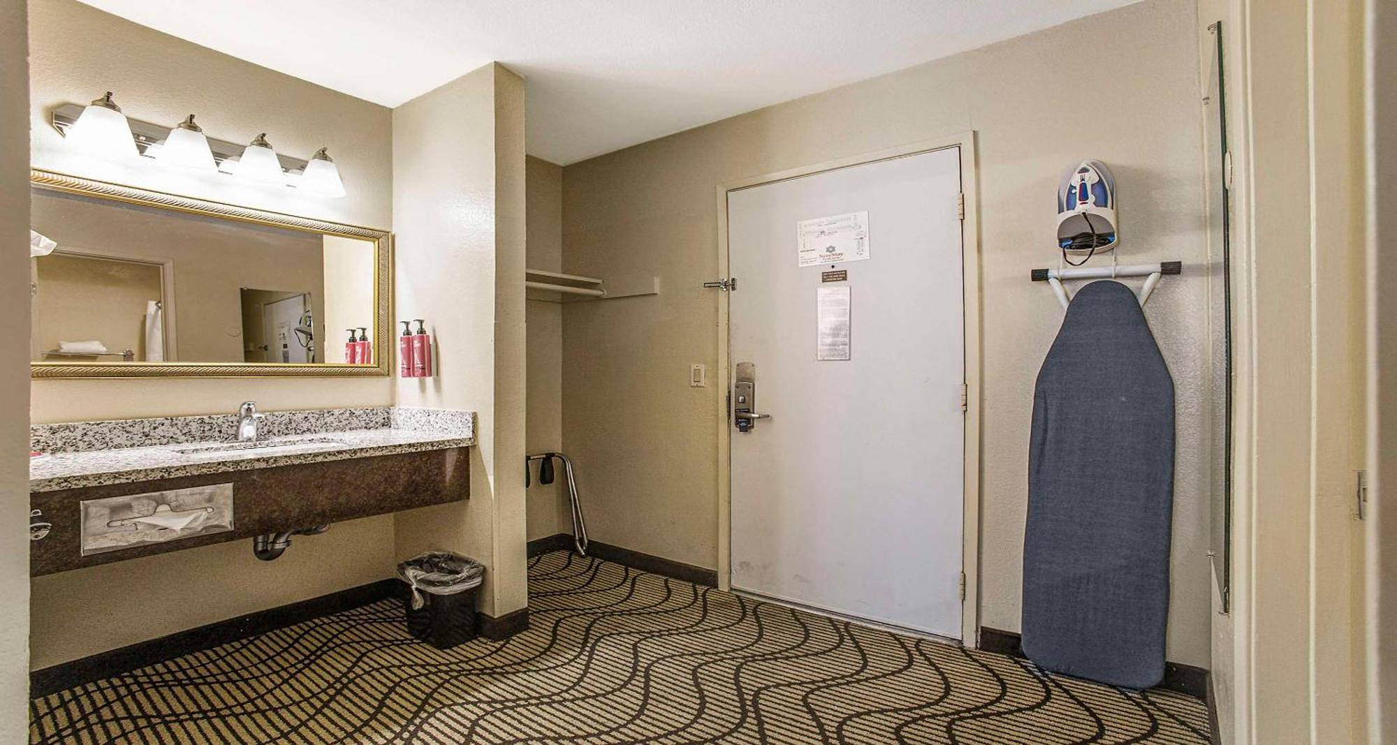 Surestay Plus Hotel By Best Western Sacramento North Exterior foto